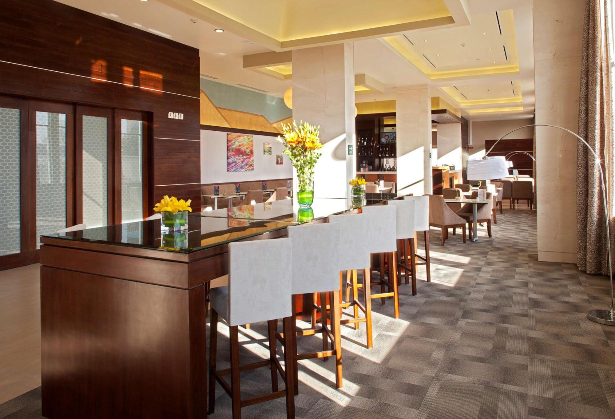 Hampton Inn By Hilton Silao-Aeropuerto, Mexico Экстерьер фото