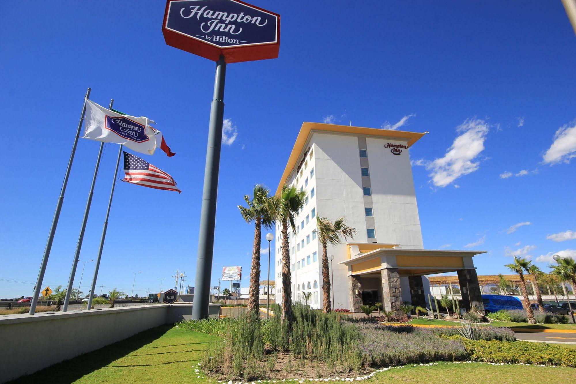 Hampton Inn By Hilton Silao-Aeropuerto, Mexico Экстерьер фото